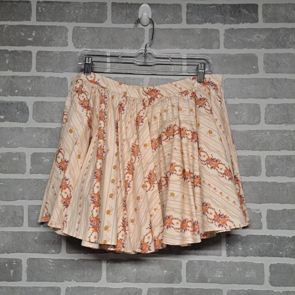 FREE PEOPLE Gaia Floral Printed Skirt Mini Ivory Combo Pockets Poplin Size Large